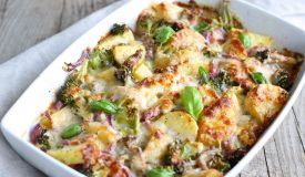 Easy Cheesy Broccoli Potato Bake