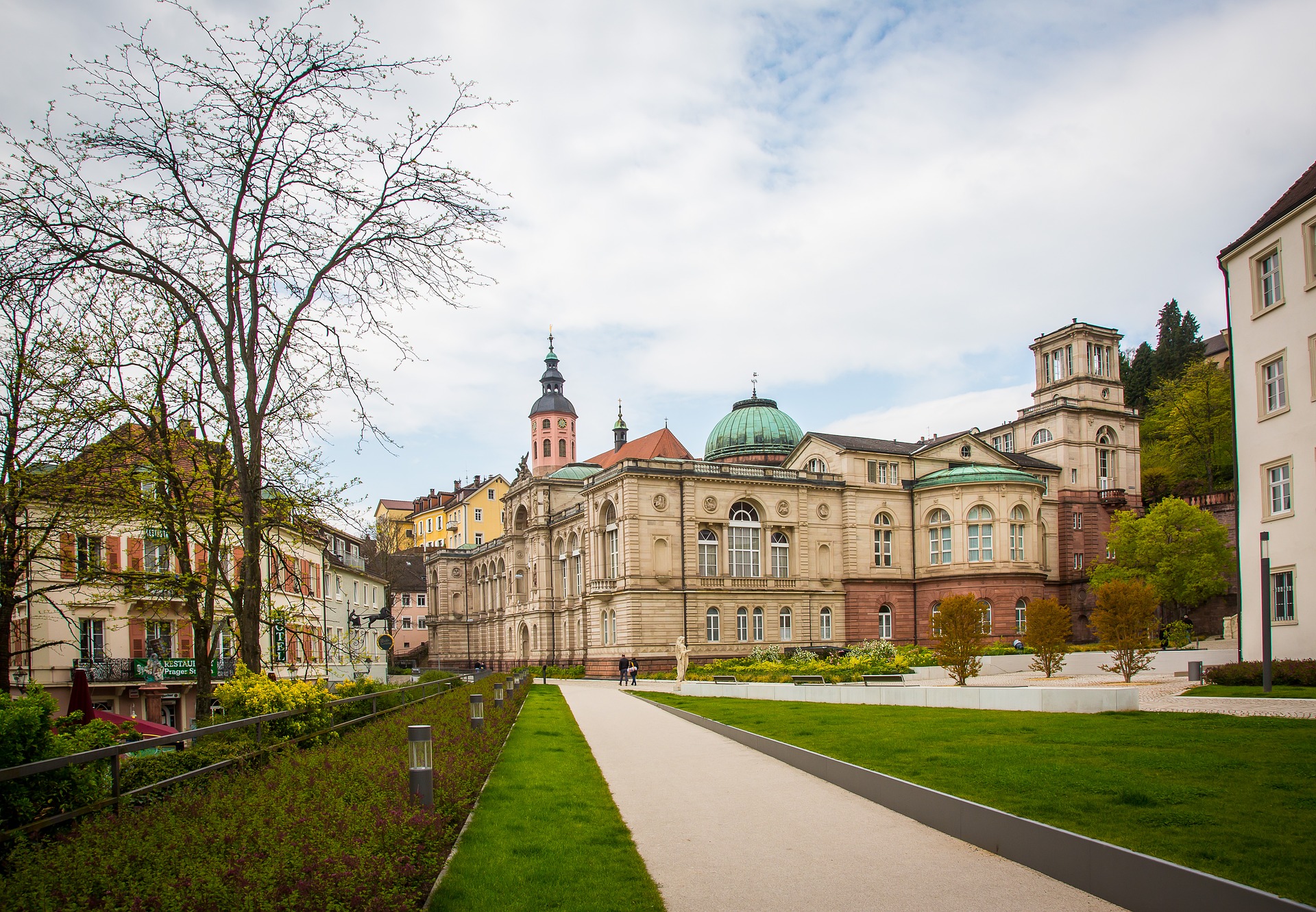 Historic building Grounds